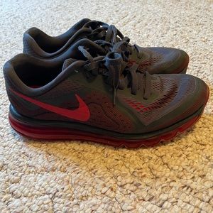 Men’s Nike Tennis Shoes